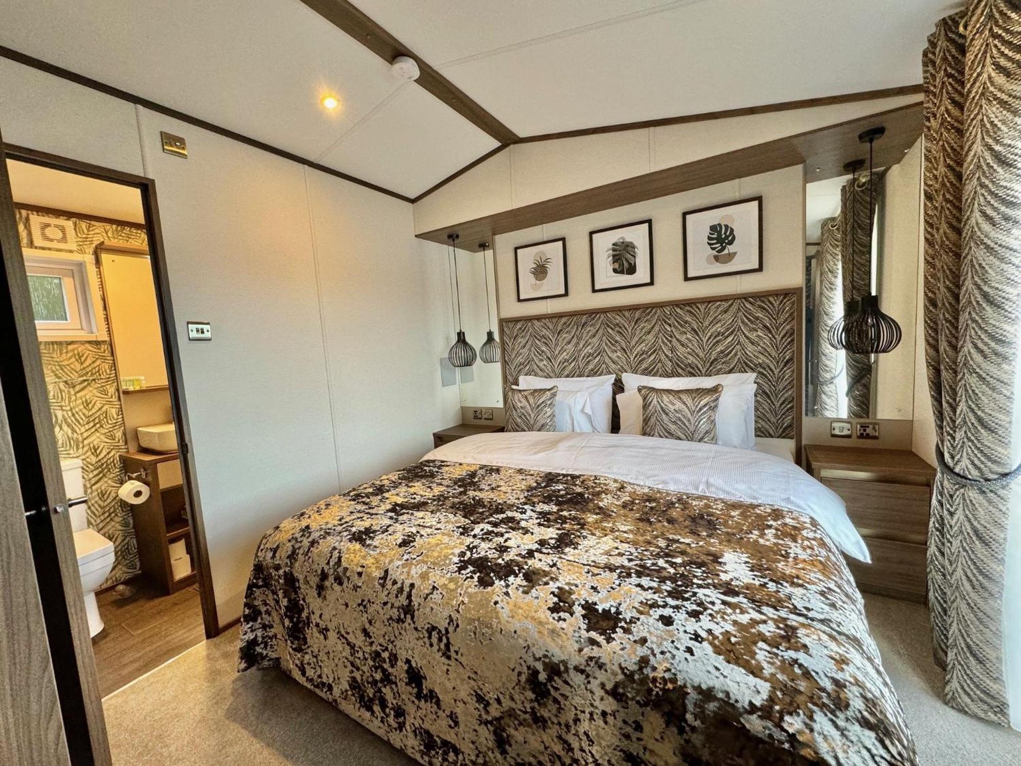 קלית'רו Luxury Langham Lodge מראה חיצוני תמונה